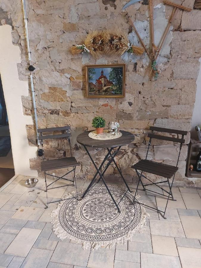 Zu Den Weinbergen Apartament